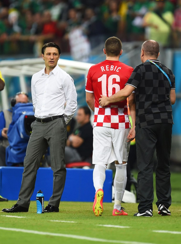 华体会官网-国际比赛日德国杯焦点战，AC米兰主帅复盘，底气十足，临场指挥获称赞-华体会官网